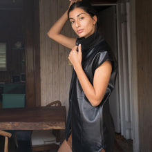 Load image into Gallery viewer, La Camisa Negro