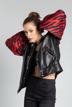 Load image into Gallery viewer, The Dual Sandy With Red Zebra Sleeves