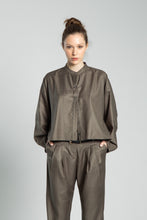 Load image into Gallery viewer, The Zee Shirt In Cumin Spice