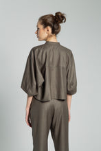 Load image into Gallery viewer, The Zee Shirt In Cumin Spice