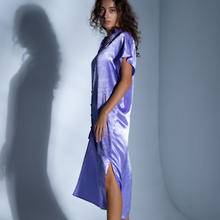 Load image into Gallery viewer, The Throw-ON&amp;GO Dress In Purple
