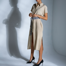 Load image into Gallery viewer, The Throw ON&amp;GO Dress In Linen
