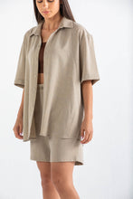 Load image into Gallery viewer, The Oversized Linen Shirt (G-neutral) Beige
