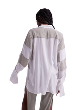 Load image into Gallery viewer, The White Linen Patched Shirt (G-neutral)
