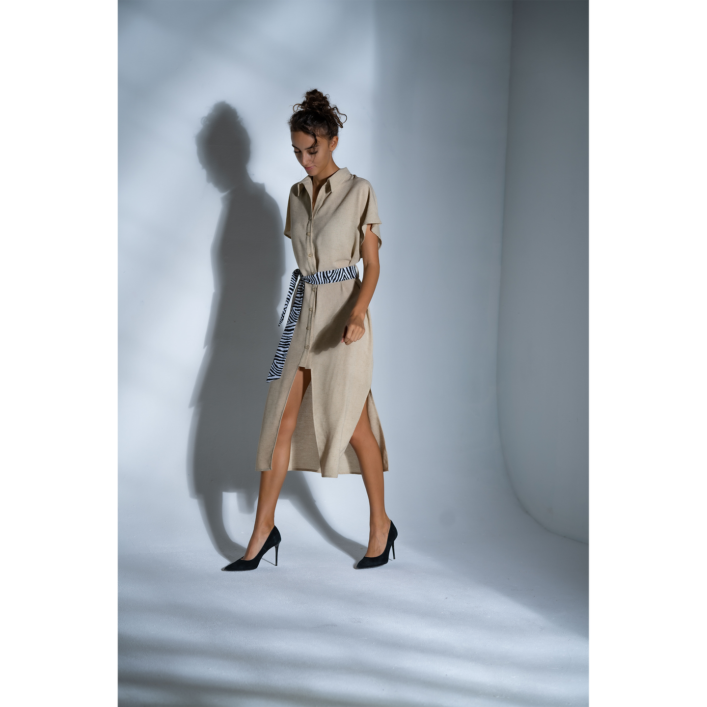 The Throw ON&GO Dress In Linen